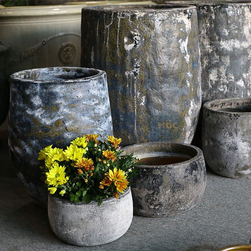4232 Men Mỹ Thuật Tulip Trơn 28x28x17